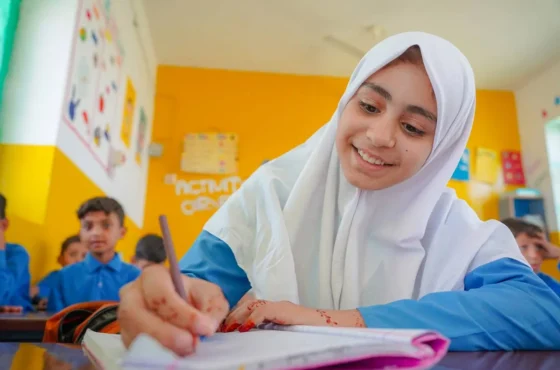 The Little Girl Saira Who Became Her Family’s Learning Partner